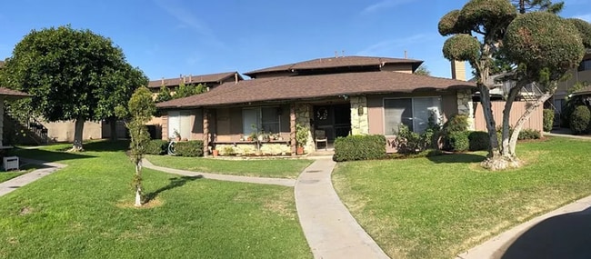 Building Photo - 7251 Elk Cir