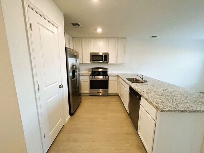 Building Photo - AVAILABLE NOW - $250 Off First Full Month | Brand-New Two-Story Home