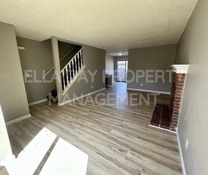 Building Photo - 9118 E Funston St