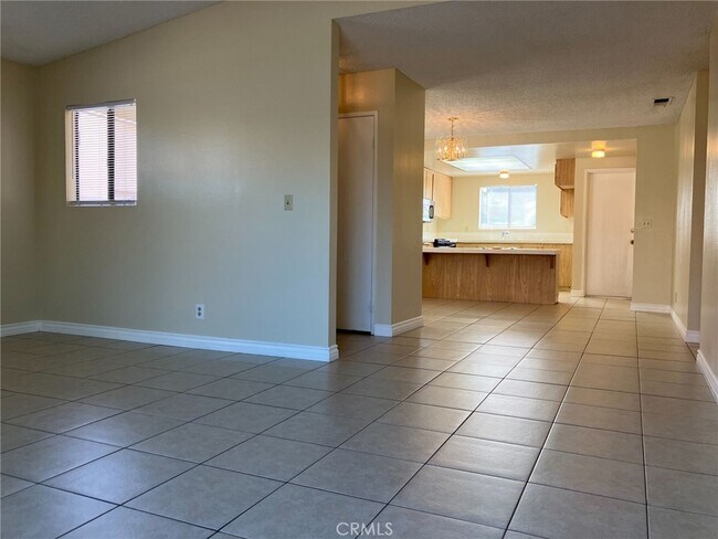 Building Photo - 4114 Rexford Dr