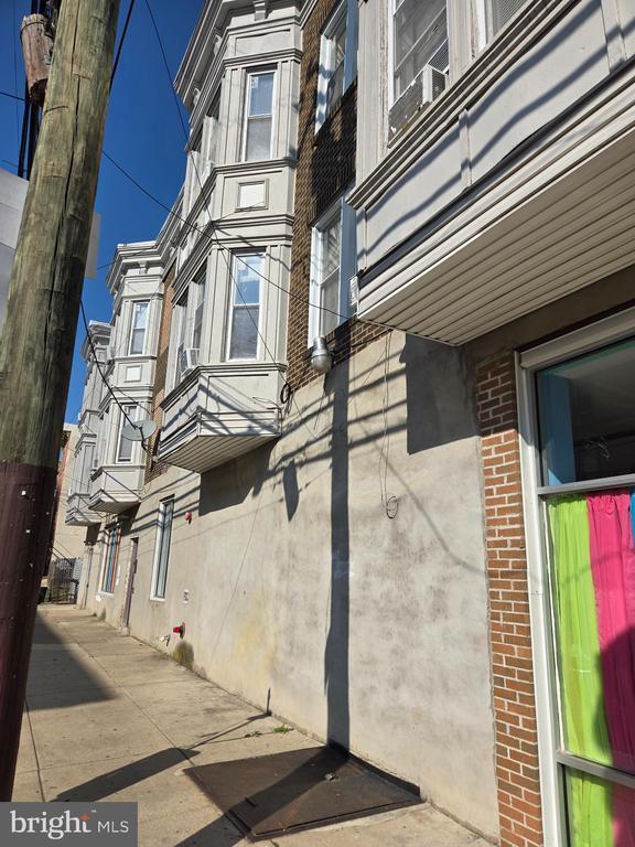 Foto del edificio - 1639 Cecil B. Moore Ave