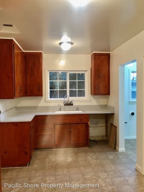 Foto del edificio - 3 br, 1.5 bath House - 10153 Gloria Avenue