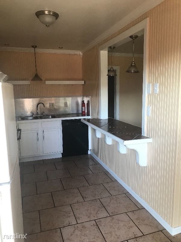 Foto principal - 1 br, 1 bath Apartment - 138 Hummell St