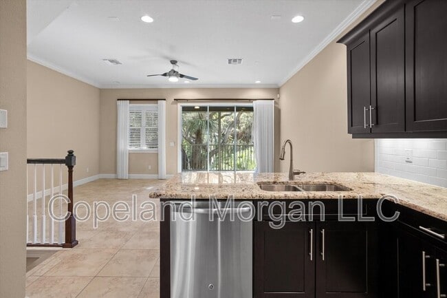 Building Photo - 5912 Anchorage Way S