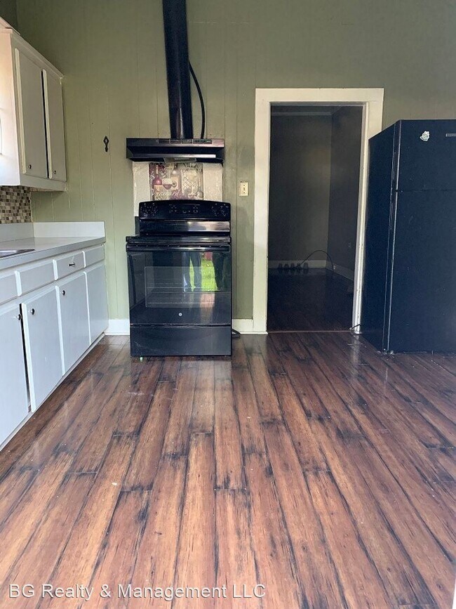 Building Photo - 2 br, 1 bath House - 207 S Bailey