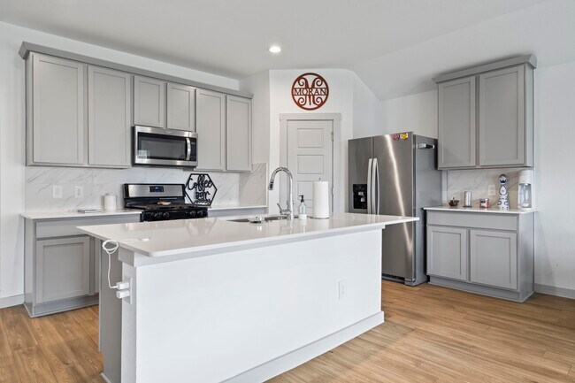 Foto del edificio - 302 Dusty Bridle Ln