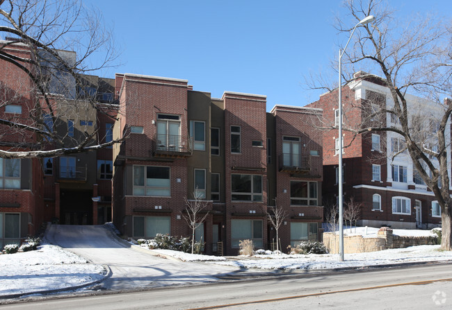 Foto del edificio - Mill Creek Terrace