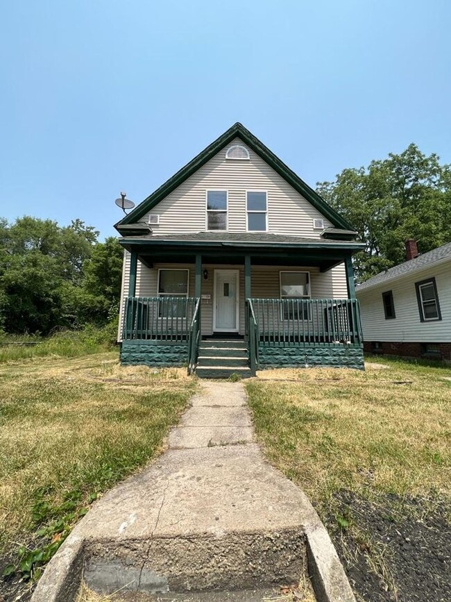 Building Photo - 1241 Mc Cartney St