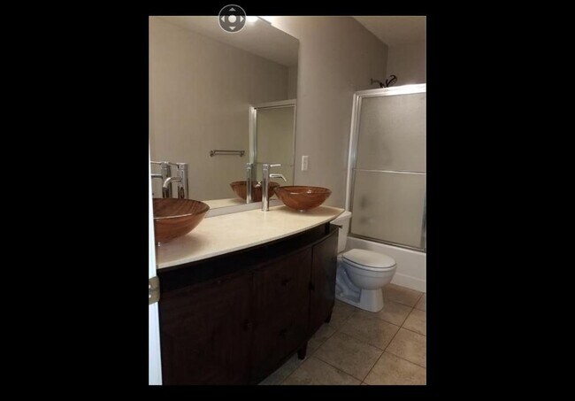 Foto del edificio - 13857 S Acuff Street