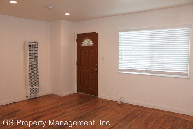 Building Photo - 1362-1364 I St
