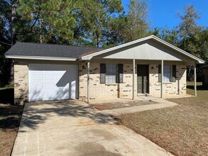 Building Photo - 8225 Impala Ct