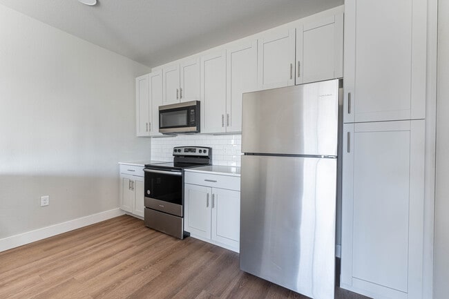 2 BR 2 BA Kitchen - The Junction at Rogers
