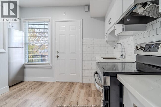 Building Photo - 1086 Howard Ave