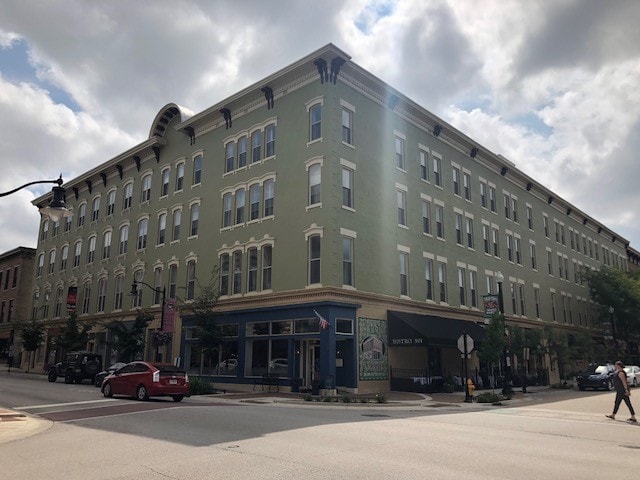 Building Photo - Historic Lahr Apartments