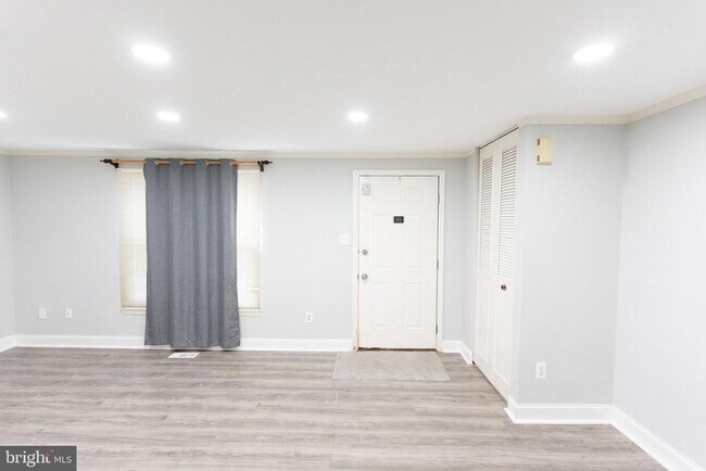 Building Photo - 9110 New Britain Cir