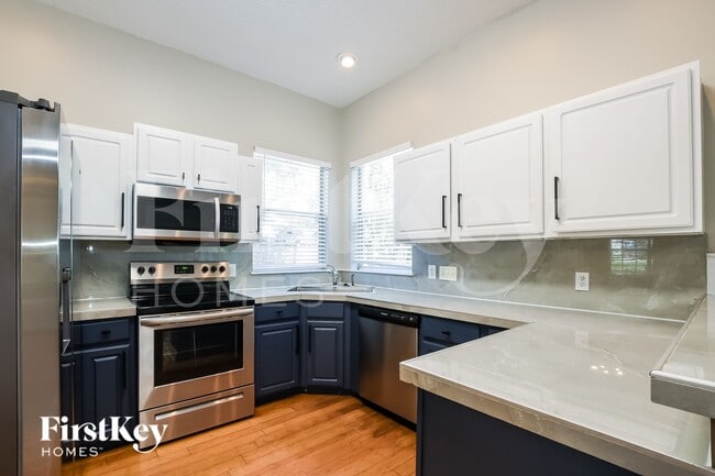 Foto del edificio - 3010 Linmont Ln