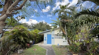 Building Photo - 274 SW 9th St