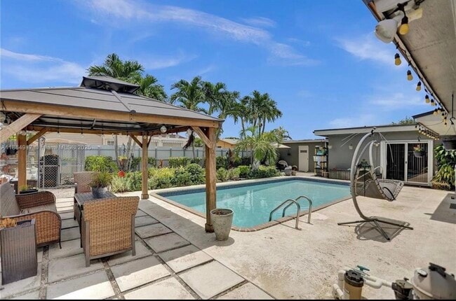 Building Photo - 5103 SW 128th Pl
