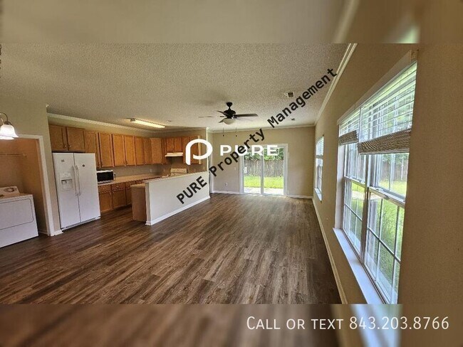 Foto del edificio - 227 Moon Dance Ln