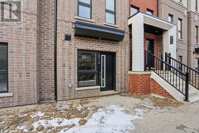 Building Photo - 70 Kenesky Dr