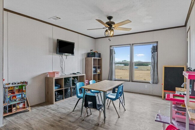 Foto del edificio - 1308 Rs County Rd 1310