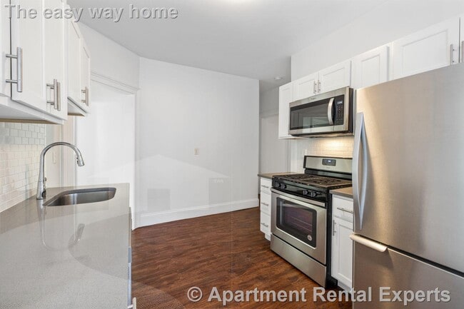 Photo - 122 Columbia St Apartment