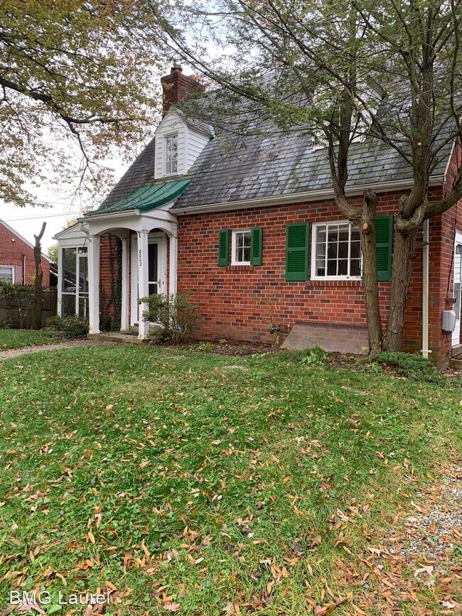 Building Photo - 2 br, 1 bath House - 8002 Barron Street