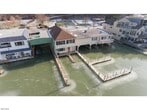 Primary Photo - 852 Beach Rd