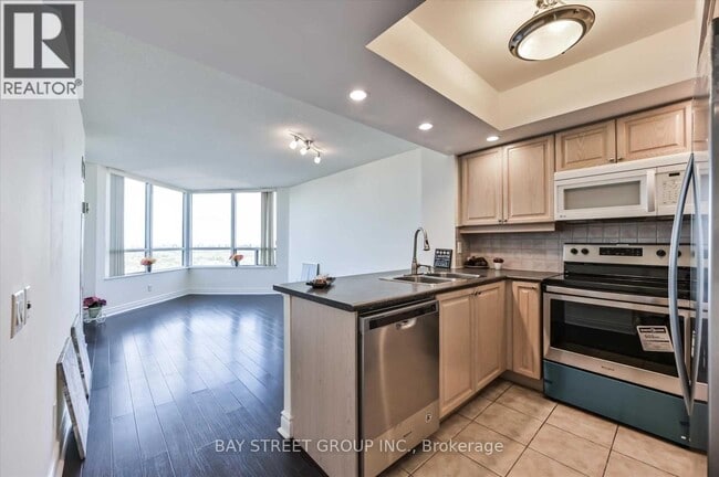 Building Photo - 15 Northtown Way
