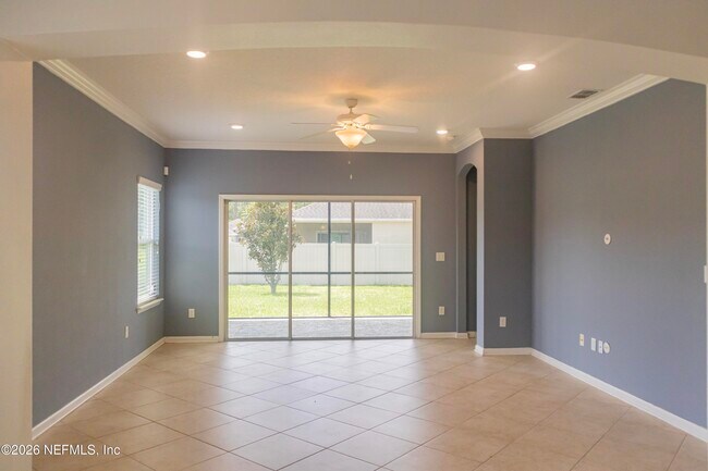 Foto del edificio - 10104 Bedford Lakes Ct