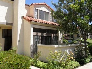 Building Photo - 5715 Baltimore Dr