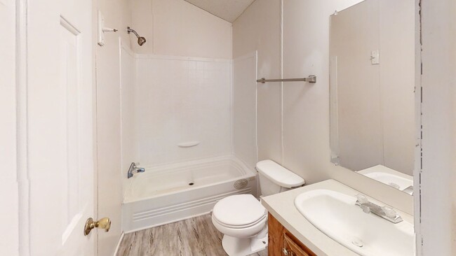 Foto del edificio - All Electric 3 bedroom, 2 bathroom