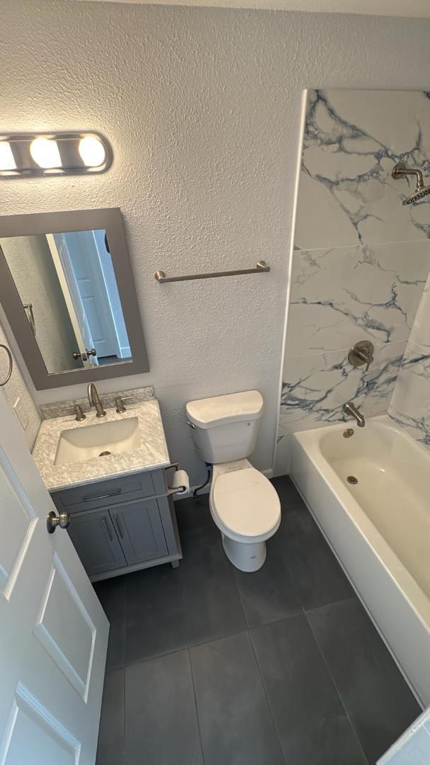 Foto del edificio - 836 SW 64th Terrace