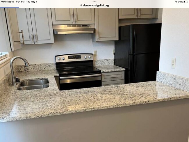Foto del edificio - 5273 Columbine Ln