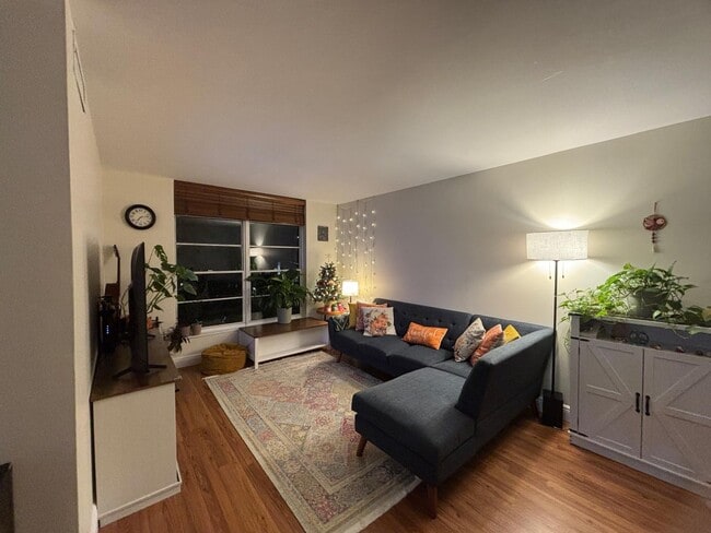 Foto del edificio - 210 SW 11th St