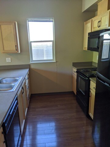 1367 High St 1 - Cocina 1 - The Sequoia