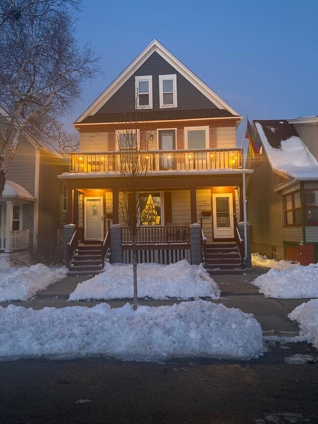 Foto principal - 2872 S Delaware Ave