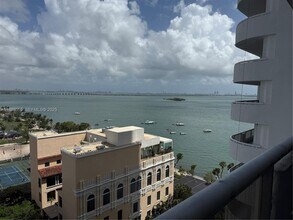 Building Photo - 1717 N Bayshore Dr