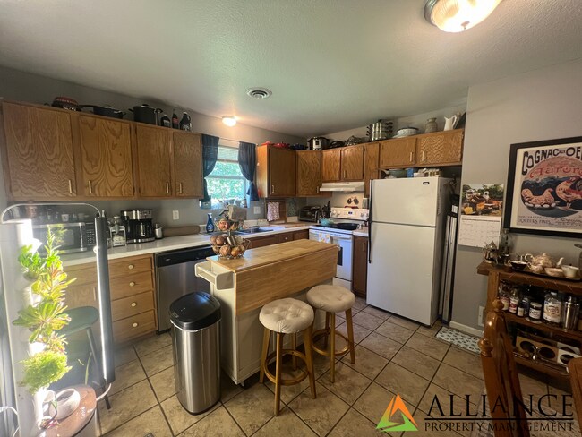 Foto del edificio - 530 Bluemont Ave