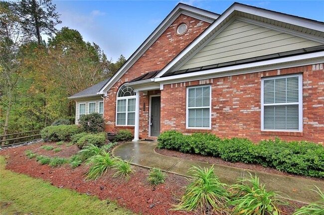 Building Photo - 1126 Somerton Pl