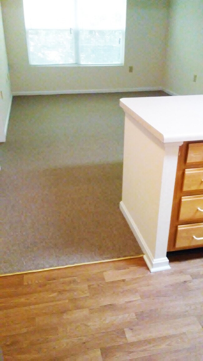 CREEKSIDE SENIOR APARTMENTS Apartments in Nicholasville, KY