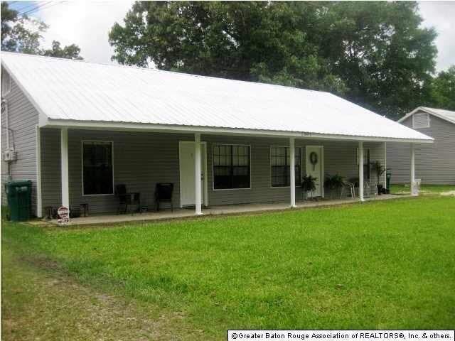 Primary Photo - 23875 Leaning Oaks Drive