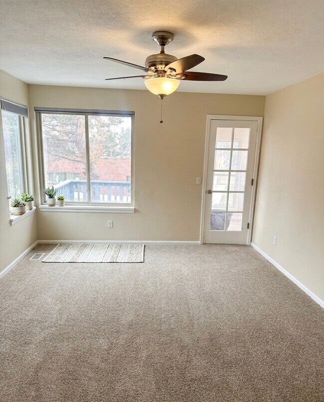 Foto del edificio - 17336 E Kenyon Dr