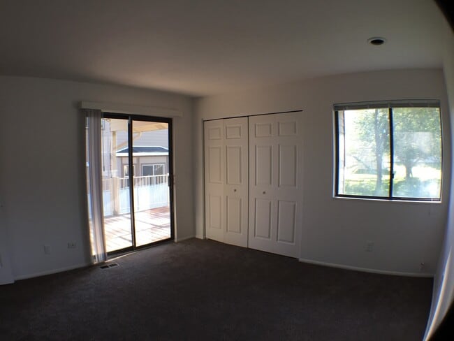 Master bedroom, dec - 1349 S Main St