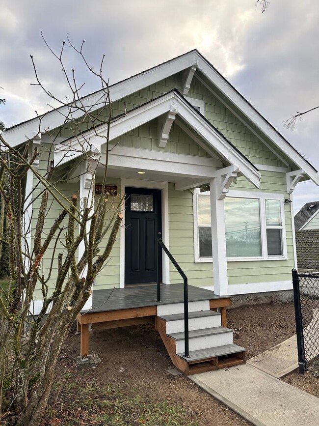 Building Photo - 1117 S Grant Ave