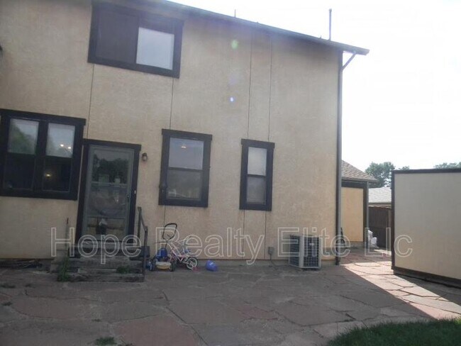 Foto del edificio - 710 N 24th St