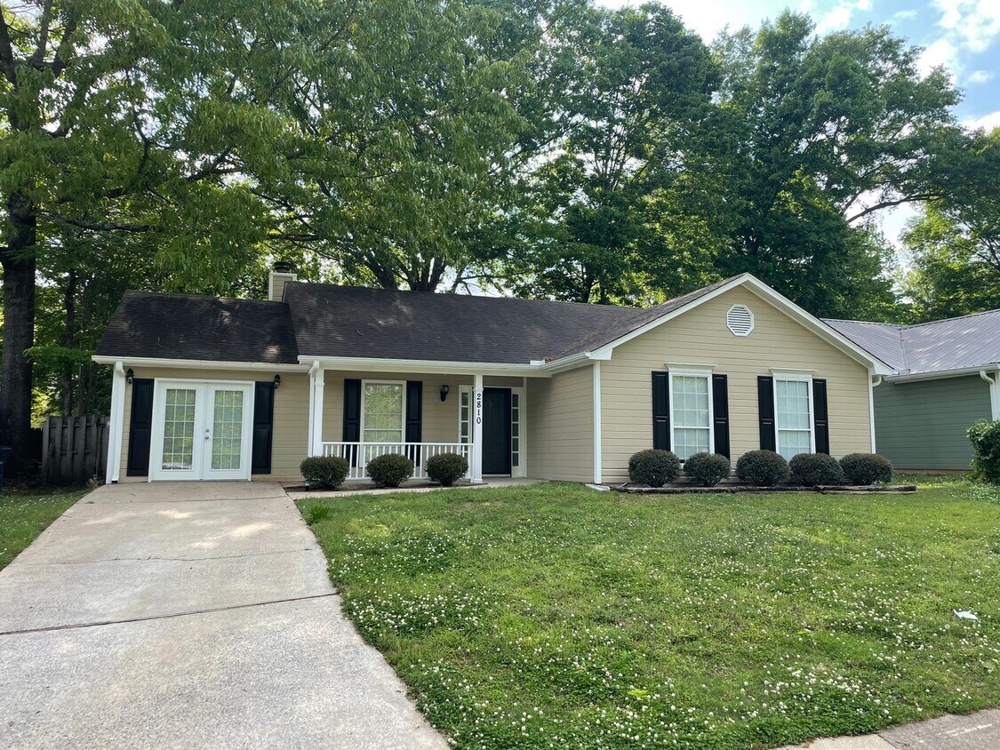 2810 St Patrick Pl N, Helena, AL 35080 House Rental in Helena, AL