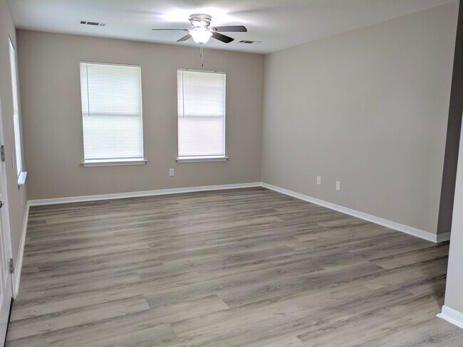 Foto del edificio - Remodeled 3/2 Minutes From TAMU!