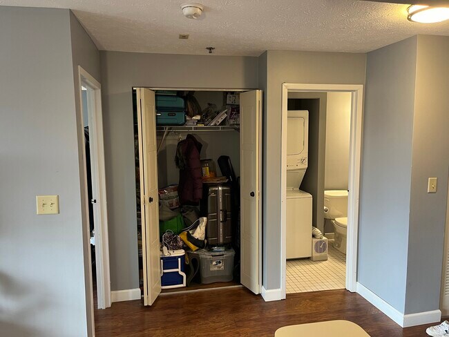 Foto del edificio - 111 deKoven Drive