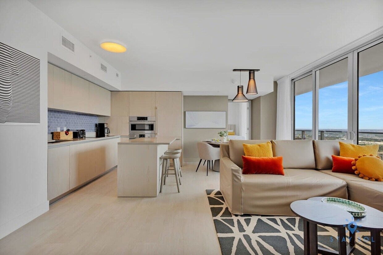 Foto principal - 4010 S Ocean Dr